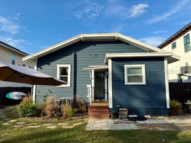 1912 W CHERRY ST