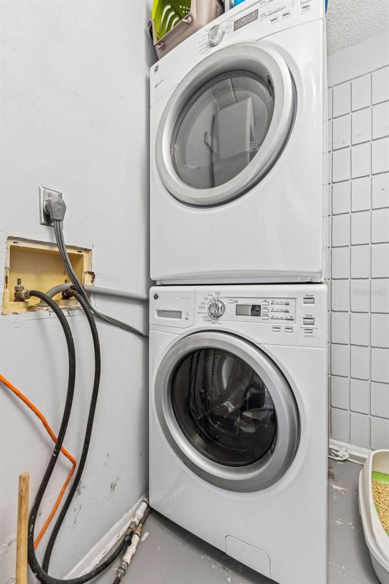 2424 W TAMPA BAY BLVD #G204