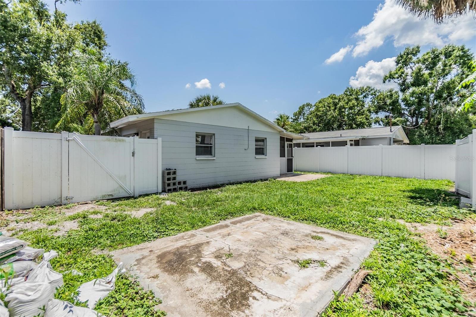 3217 W OBISPO ST #B