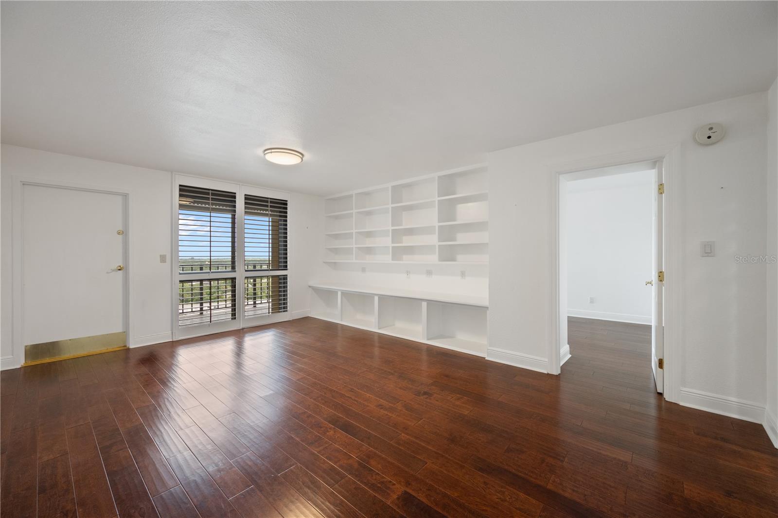 3301 BAYSHORE BLVD #1908B
