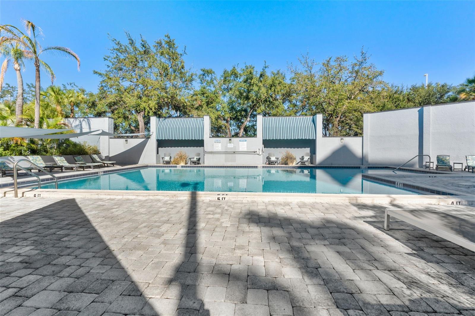 201 W LAUREL ST #503