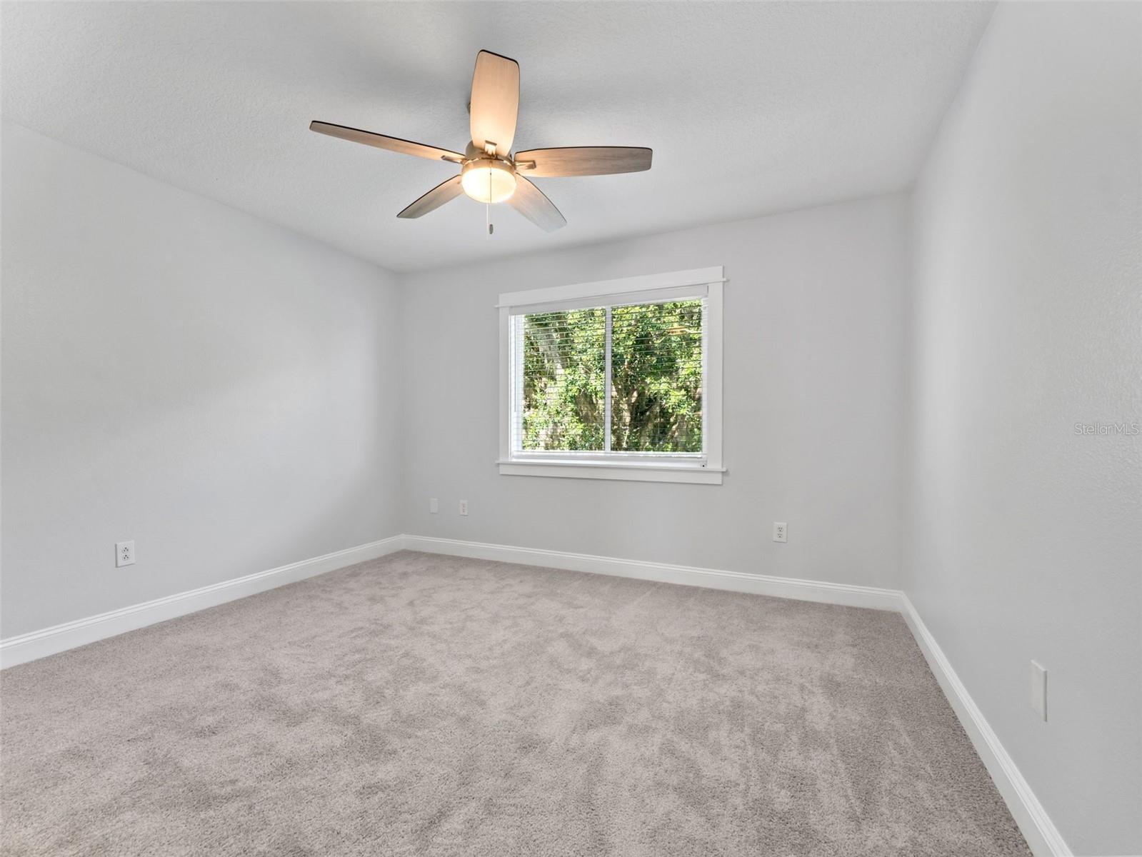 18120 SANDY POINTE DR