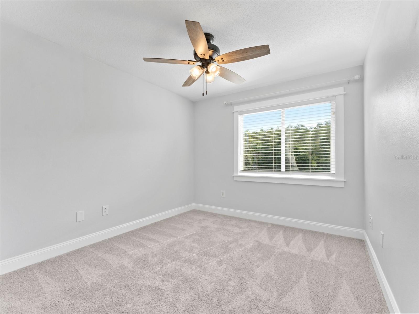 18120 SANDY POINTE DR