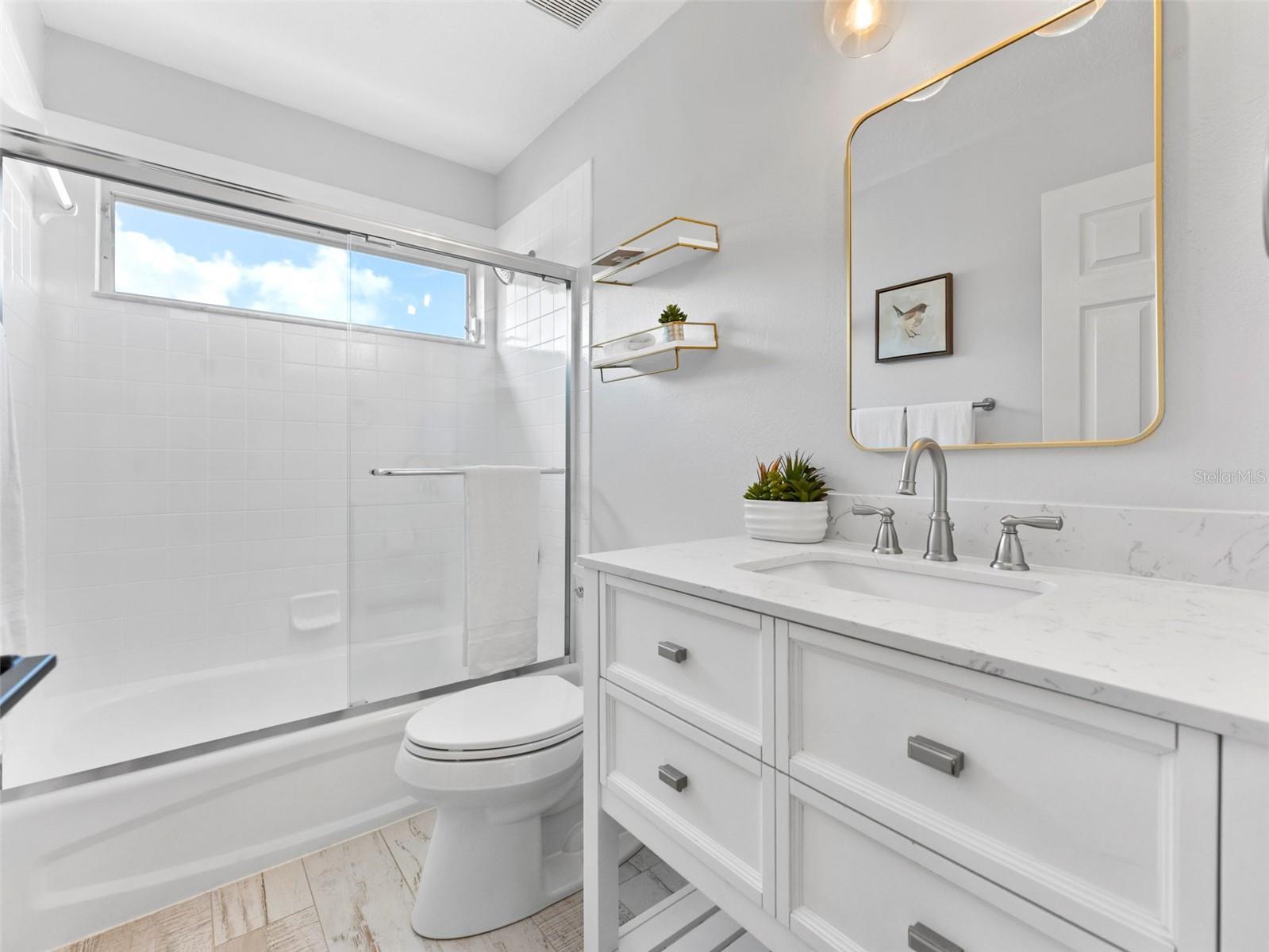 18120 SANDY POINTE DR