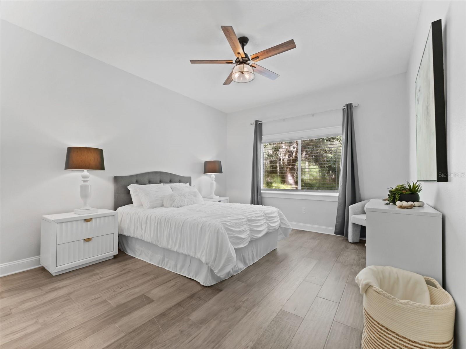 18120 SANDY POINTE DR