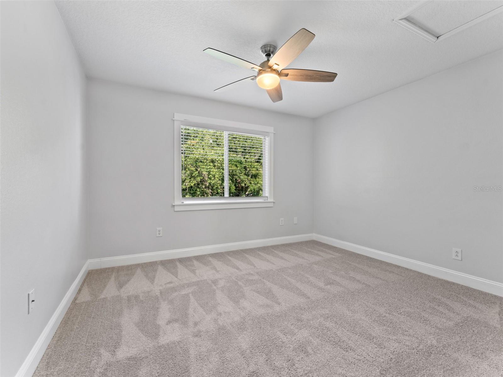 18120 SANDY POINTE DR