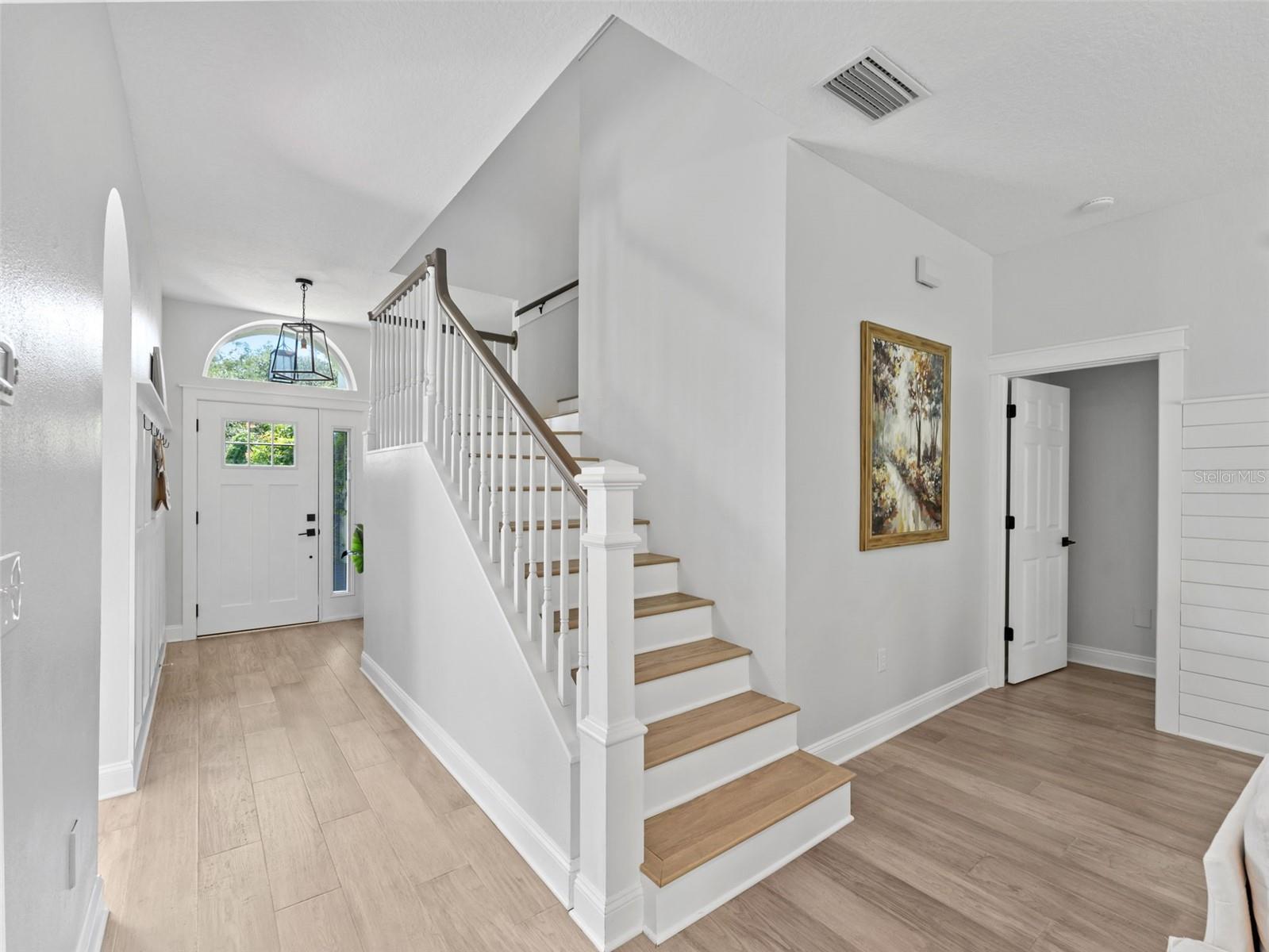 18120 SANDY POINTE DR