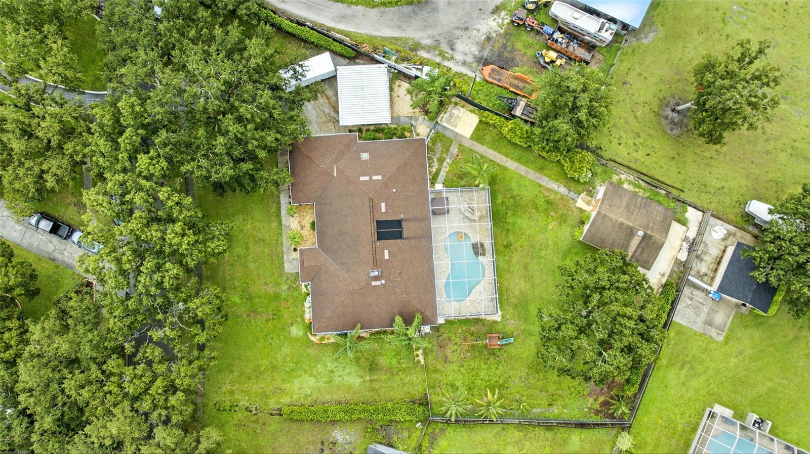 10502 LAKE WILLIAMS DR