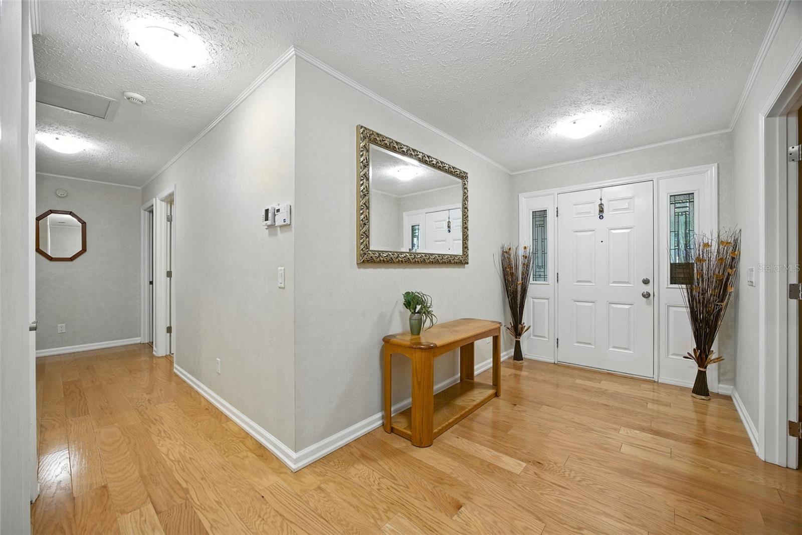 10502 LAKE WILLIAMS DR