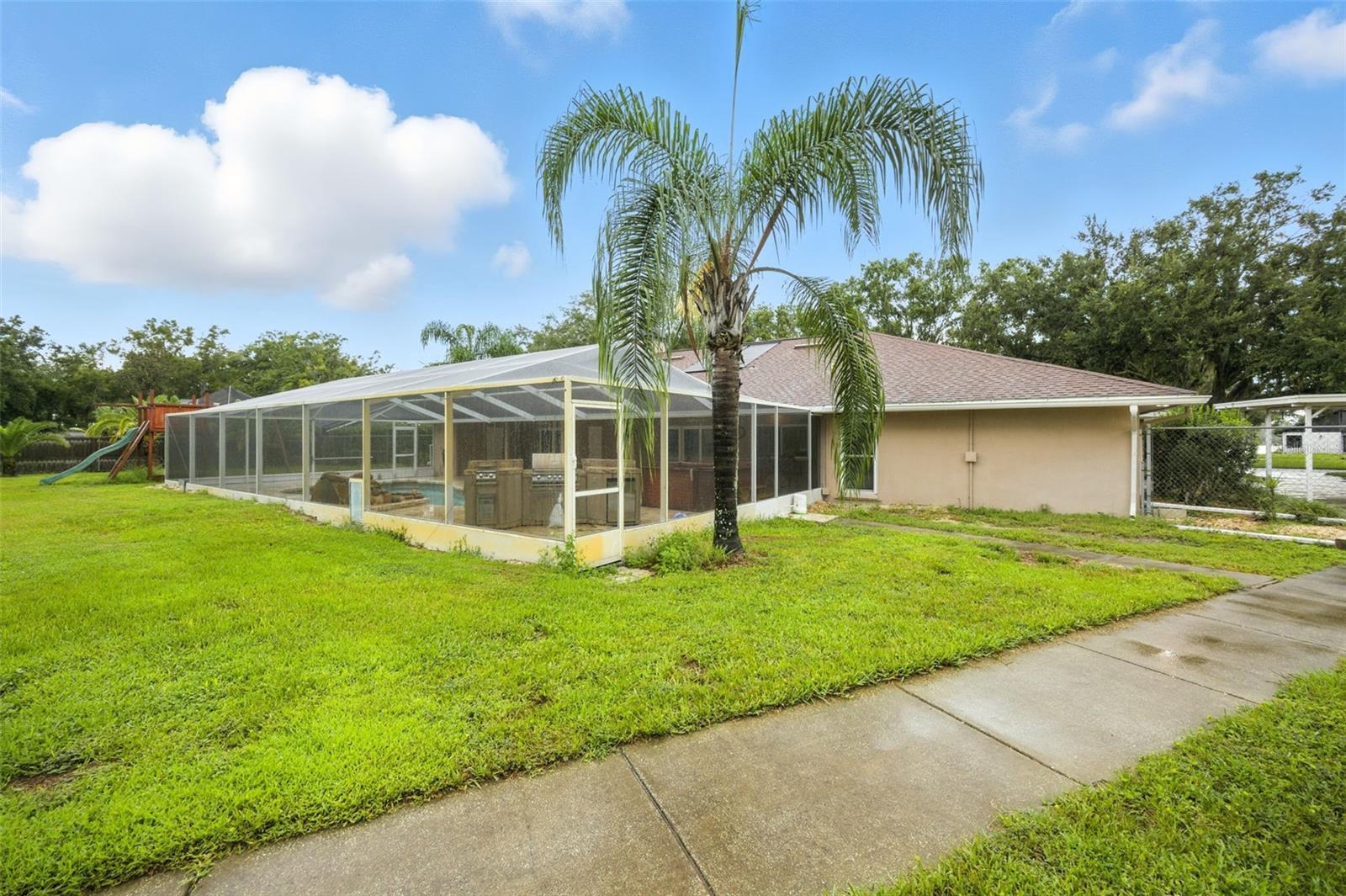 10502 LAKE WILLIAMS DR