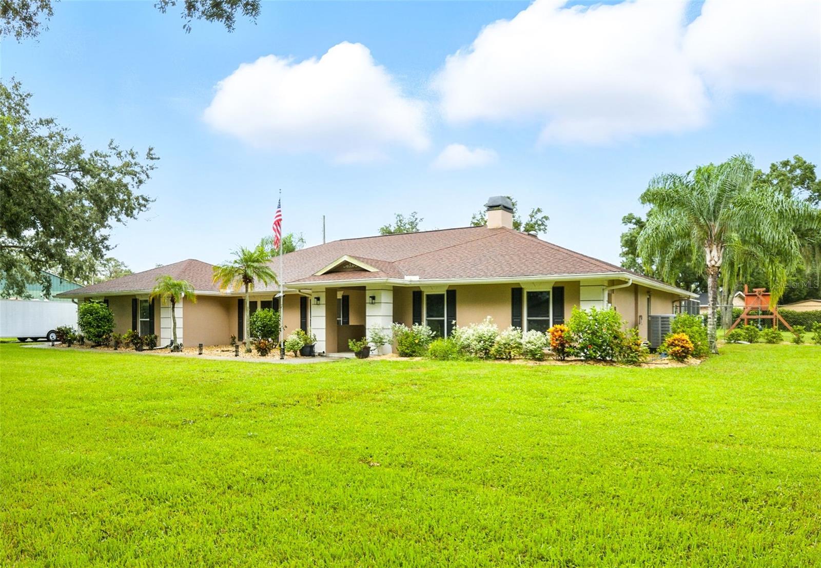 10502 LAKE WILLIAMS DR