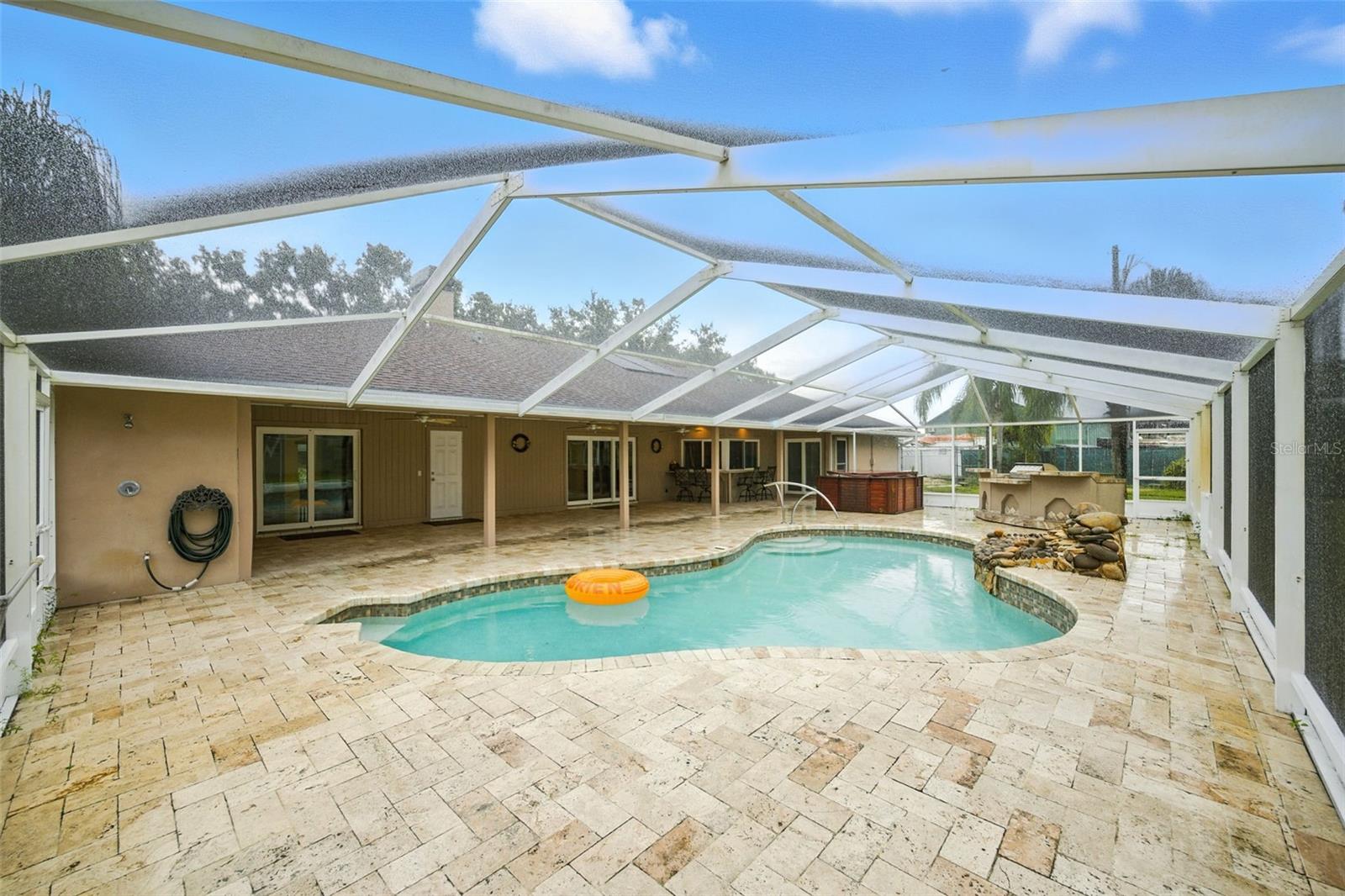 10502 LAKE WILLIAMS DR
