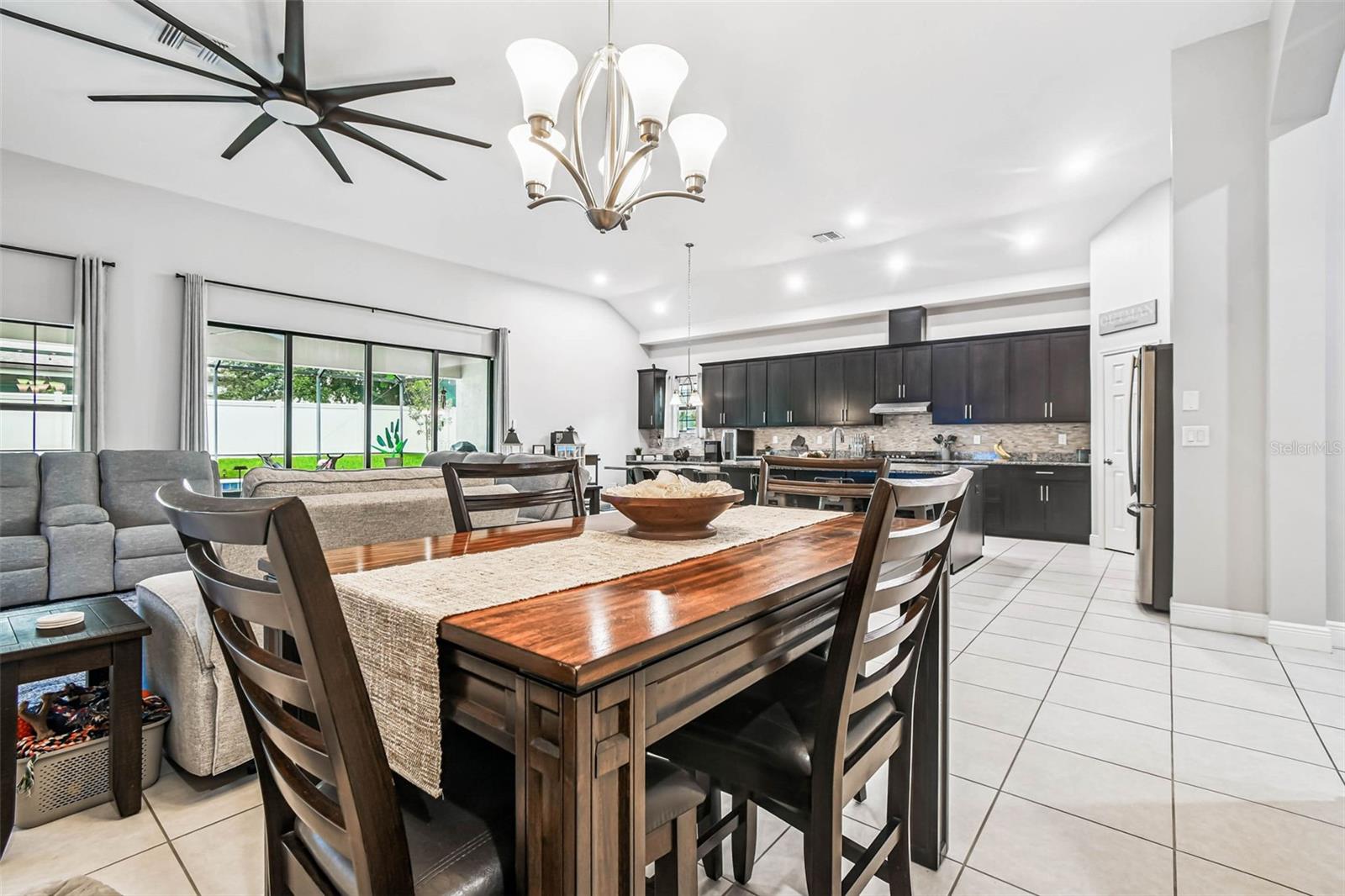 2853 VALENCIA RIDGE ST