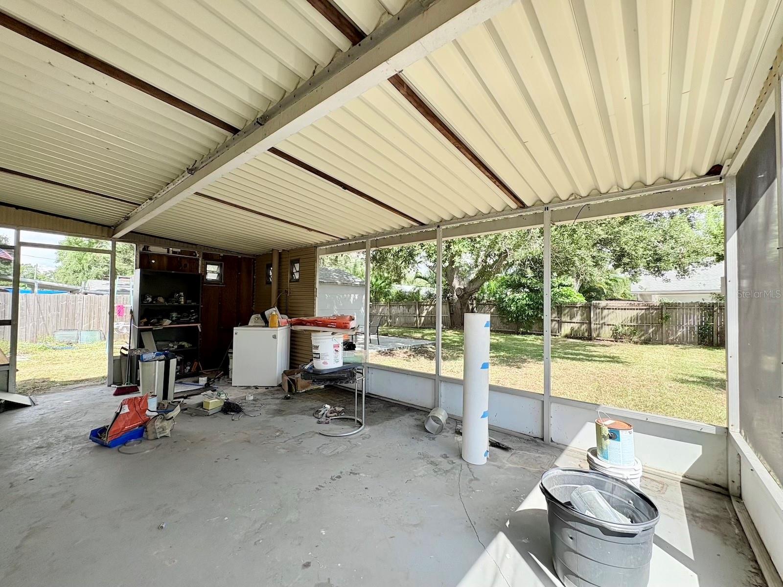 1427 SANTA ANNA DR
