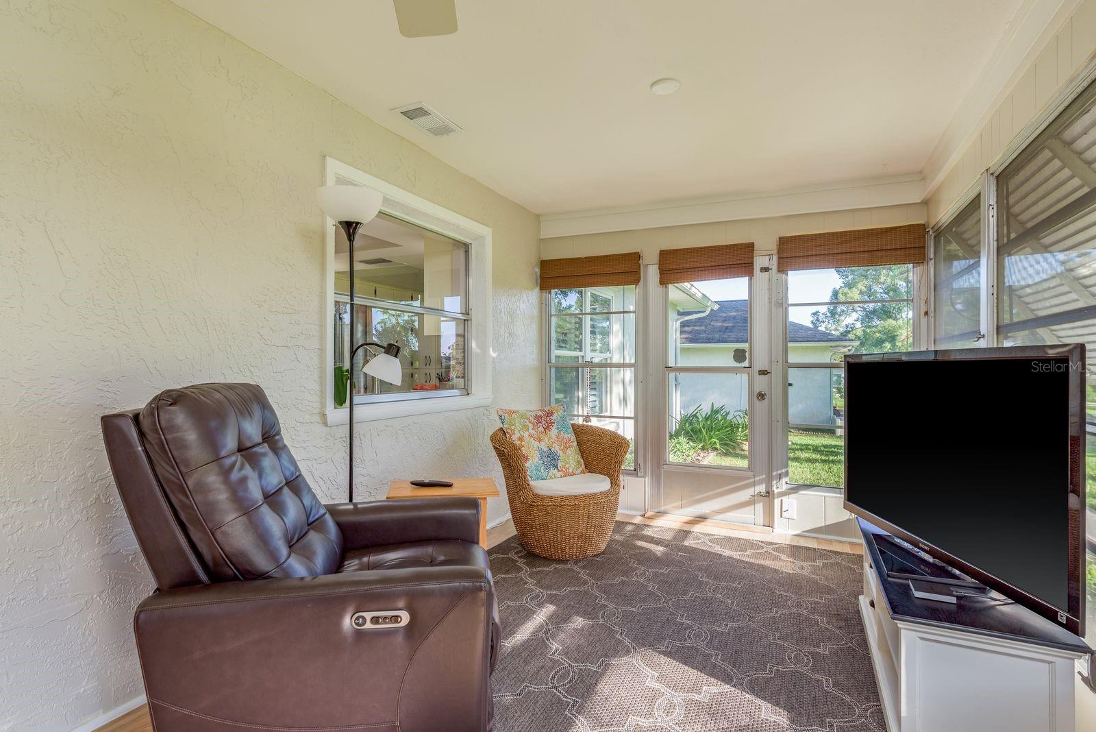 3184 BRUNSWICK CIR