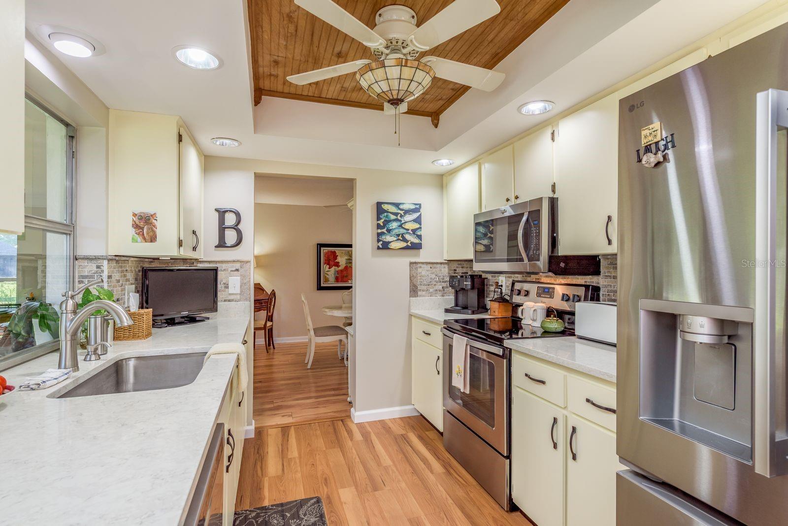 3184 BRUNSWICK CIR