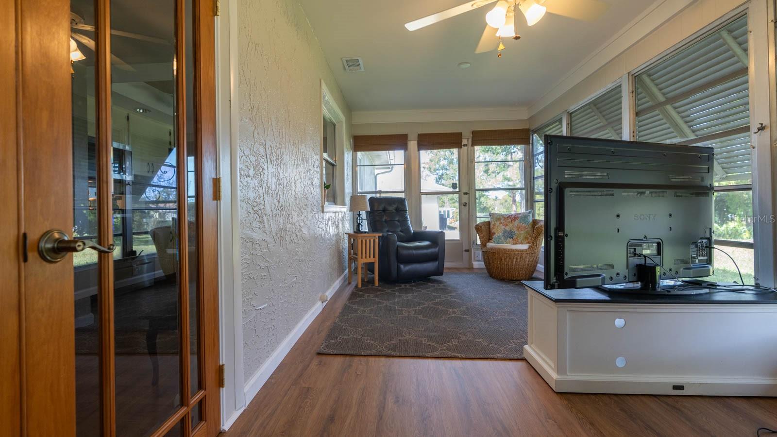 3184 BRUNSWICK CIR