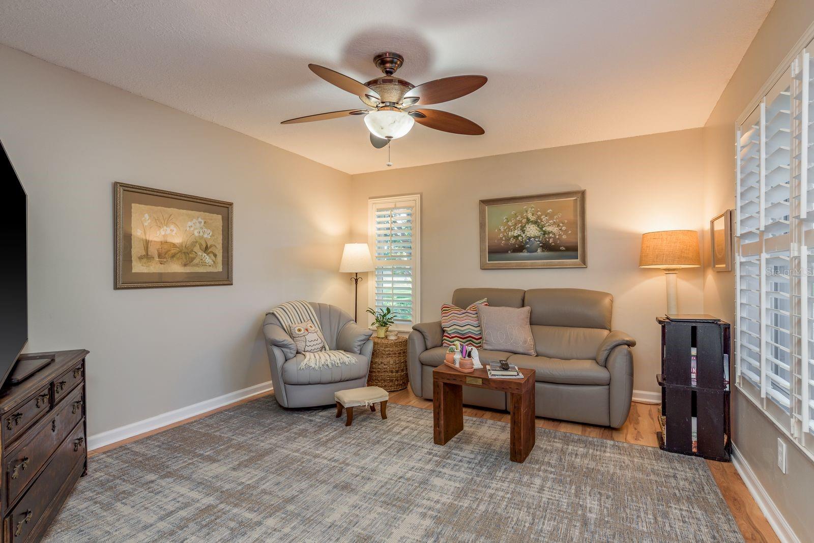 3184 BRUNSWICK CIR