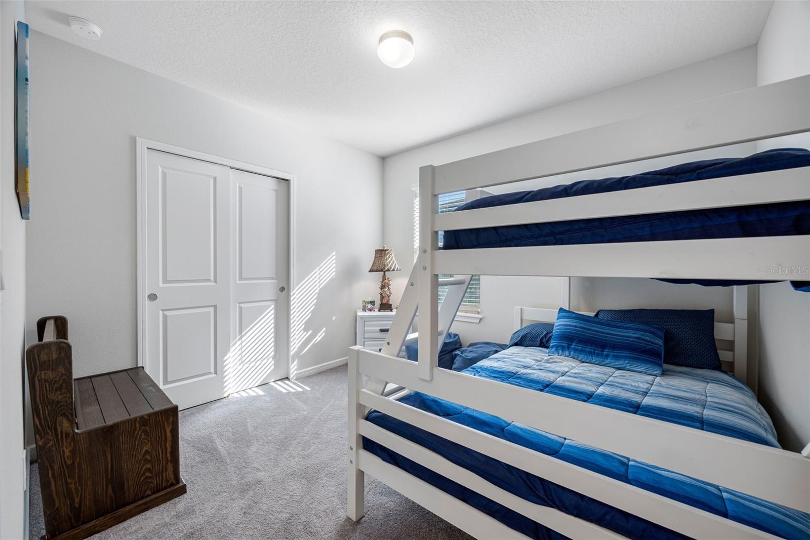 11636 MIDDLE FORK WAY