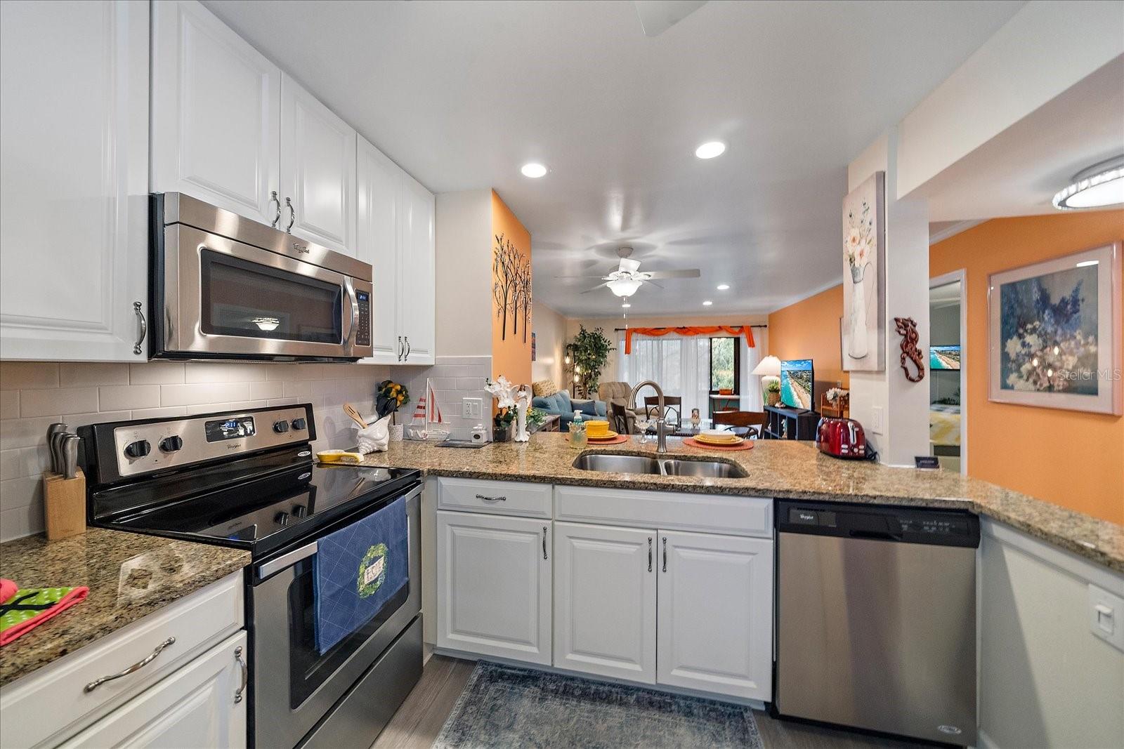 257 SHERWOOD DR #257