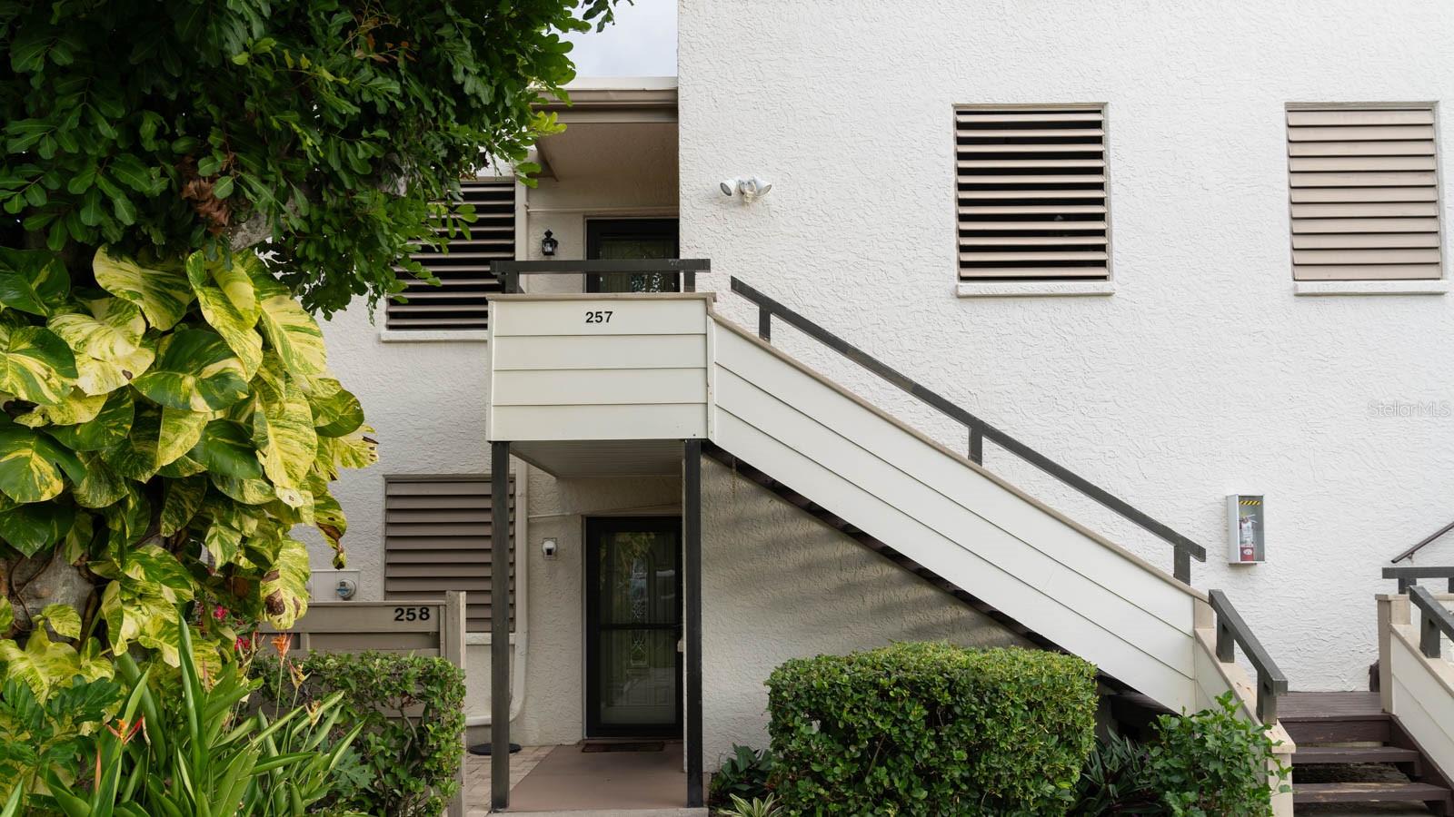 257 SHERWOOD DR #257