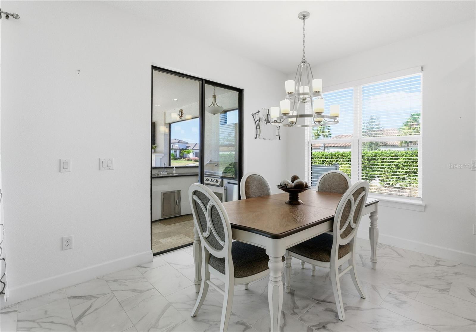 10819 WICKER PARK PL