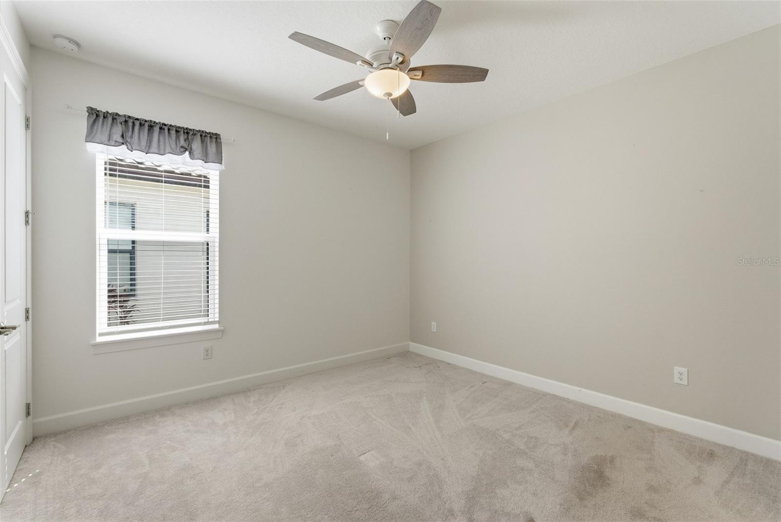 10819 WICKER PARK PL