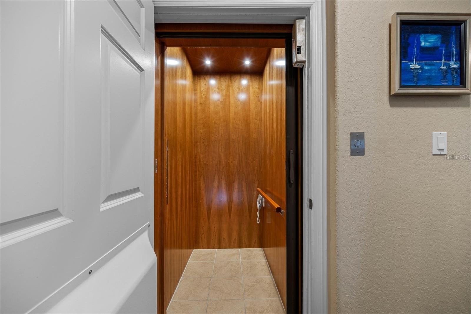 146 175TH TERRACE DR E