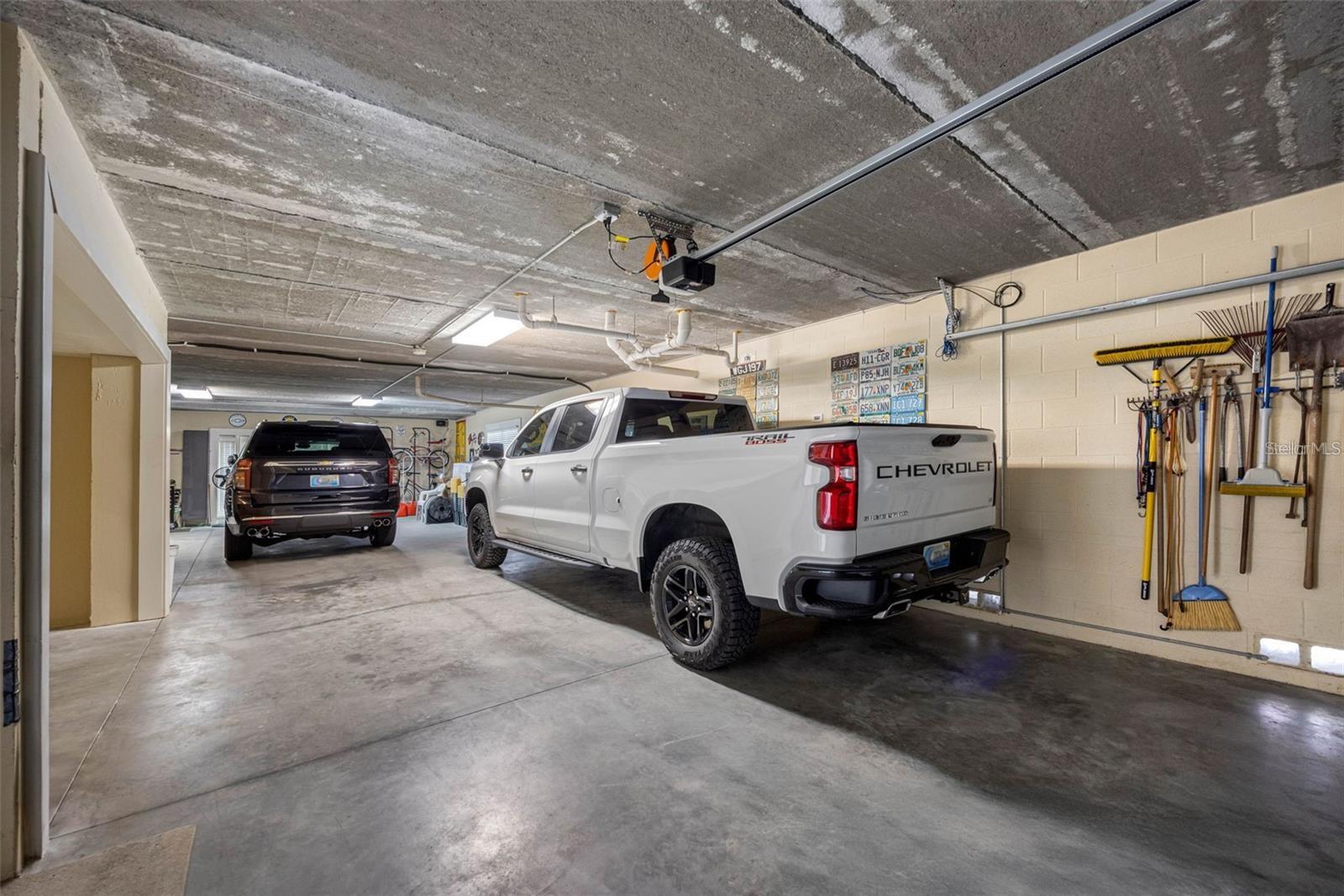 146 175TH TERRACE DR E