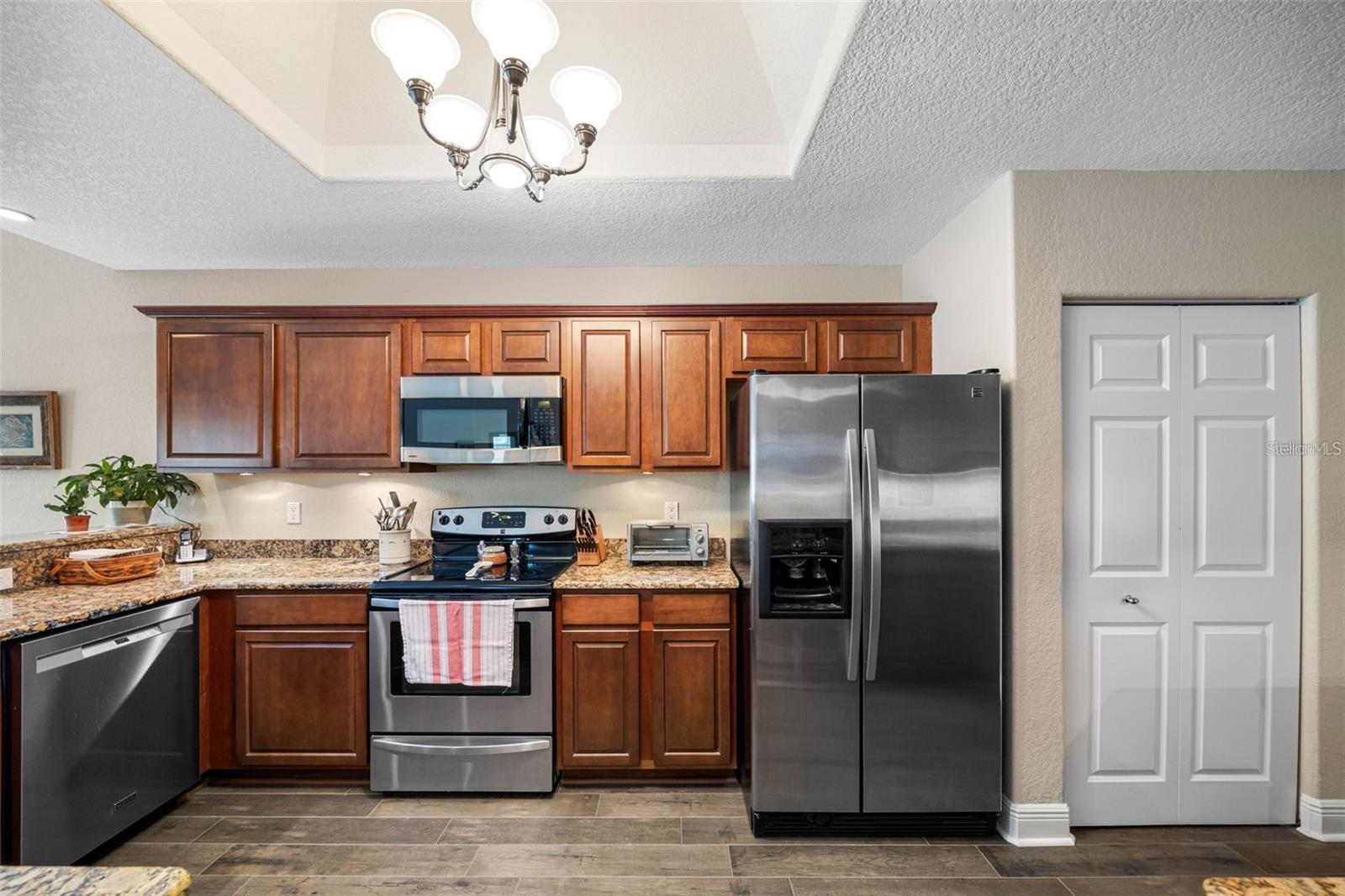 146 175TH TERRACE DR E