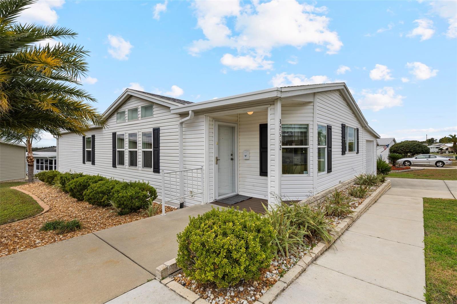 37652 NEW HORIZONS BLVD