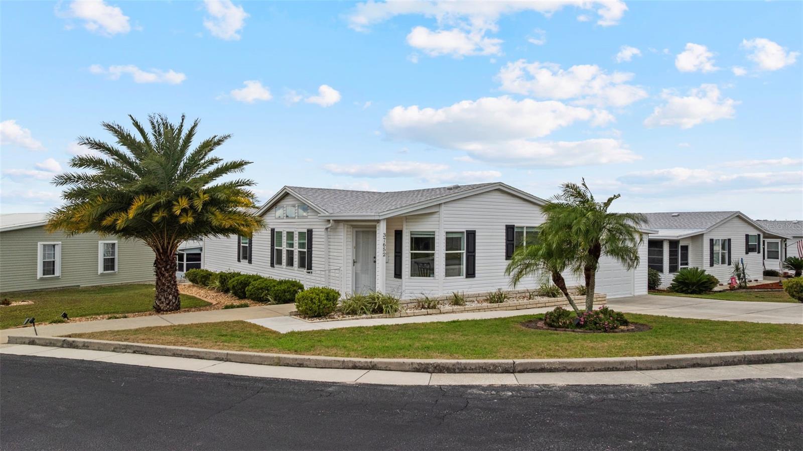 37652 NEW HORIZONS BLVD