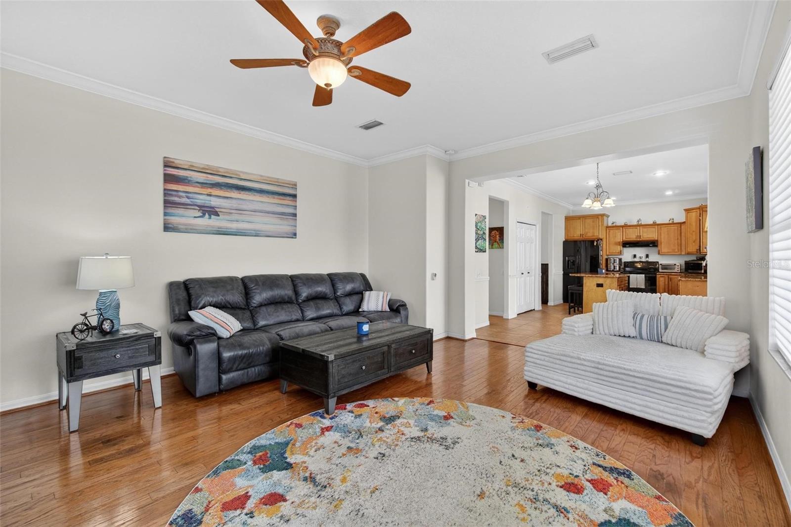 1006 ROBINWOOD DR