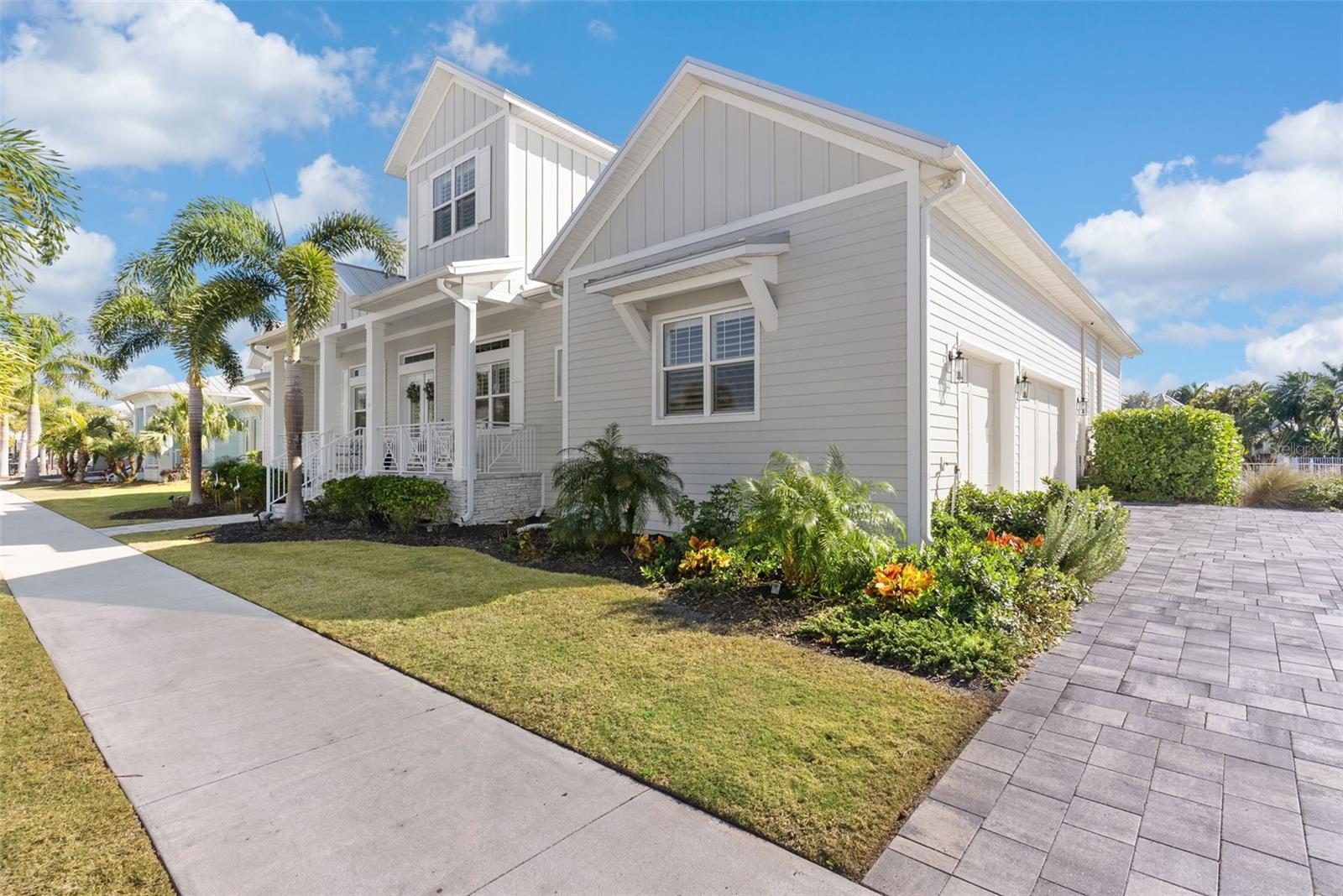 708 PINCKNEY DR