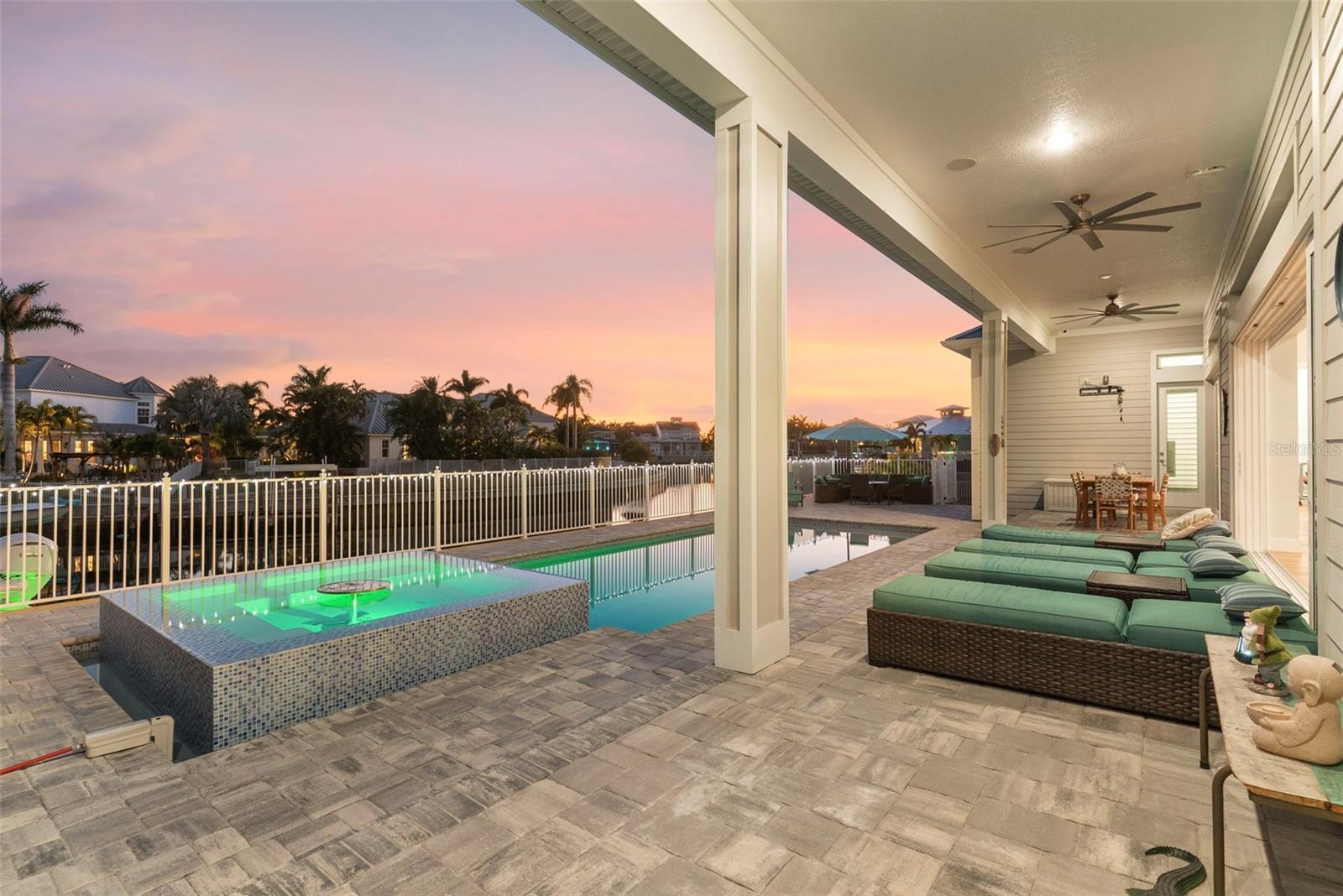 708 PINCKNEY DR