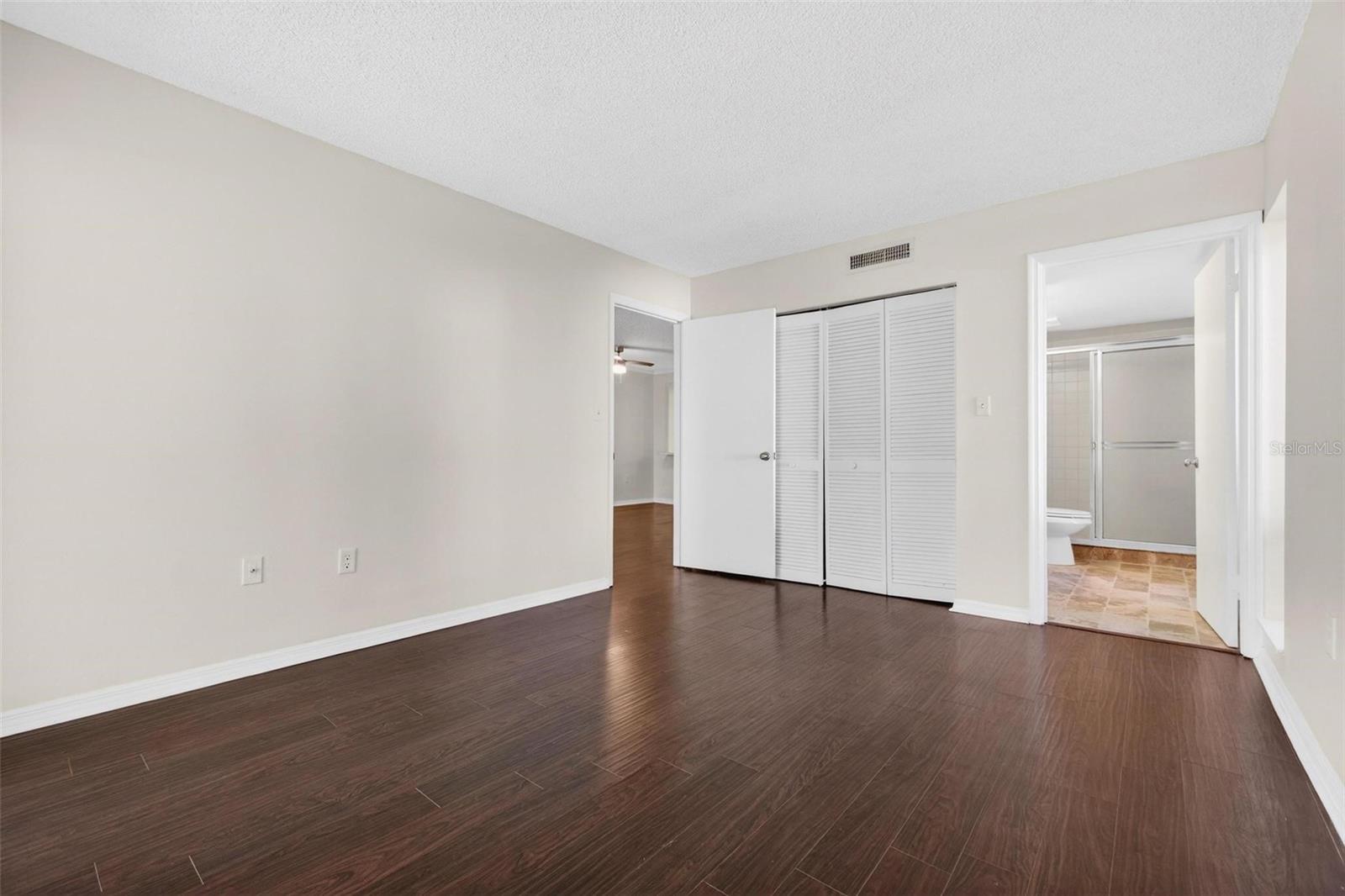 90 S HIGHLAND AVE #102