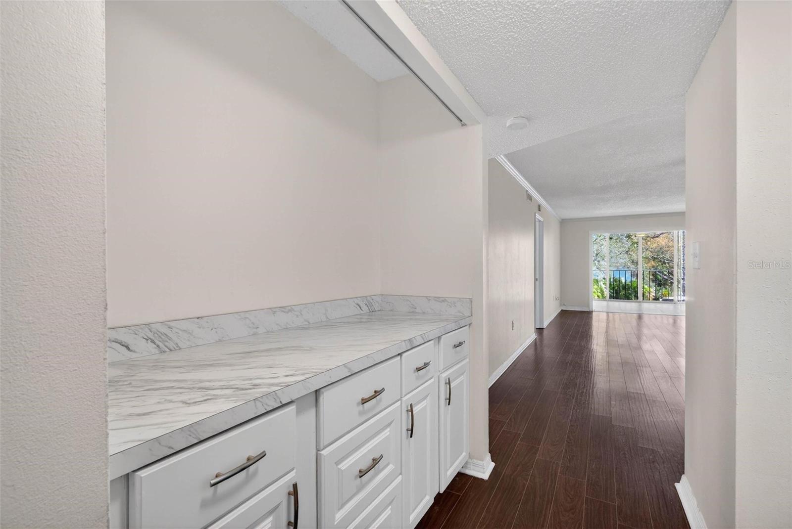 90 S HIGHLAND AVE #102