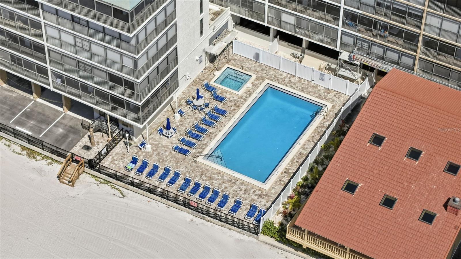 14900 GULF BLVD #304