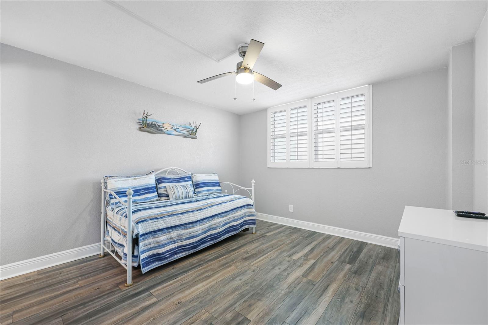 14900 GULF BLVD #304