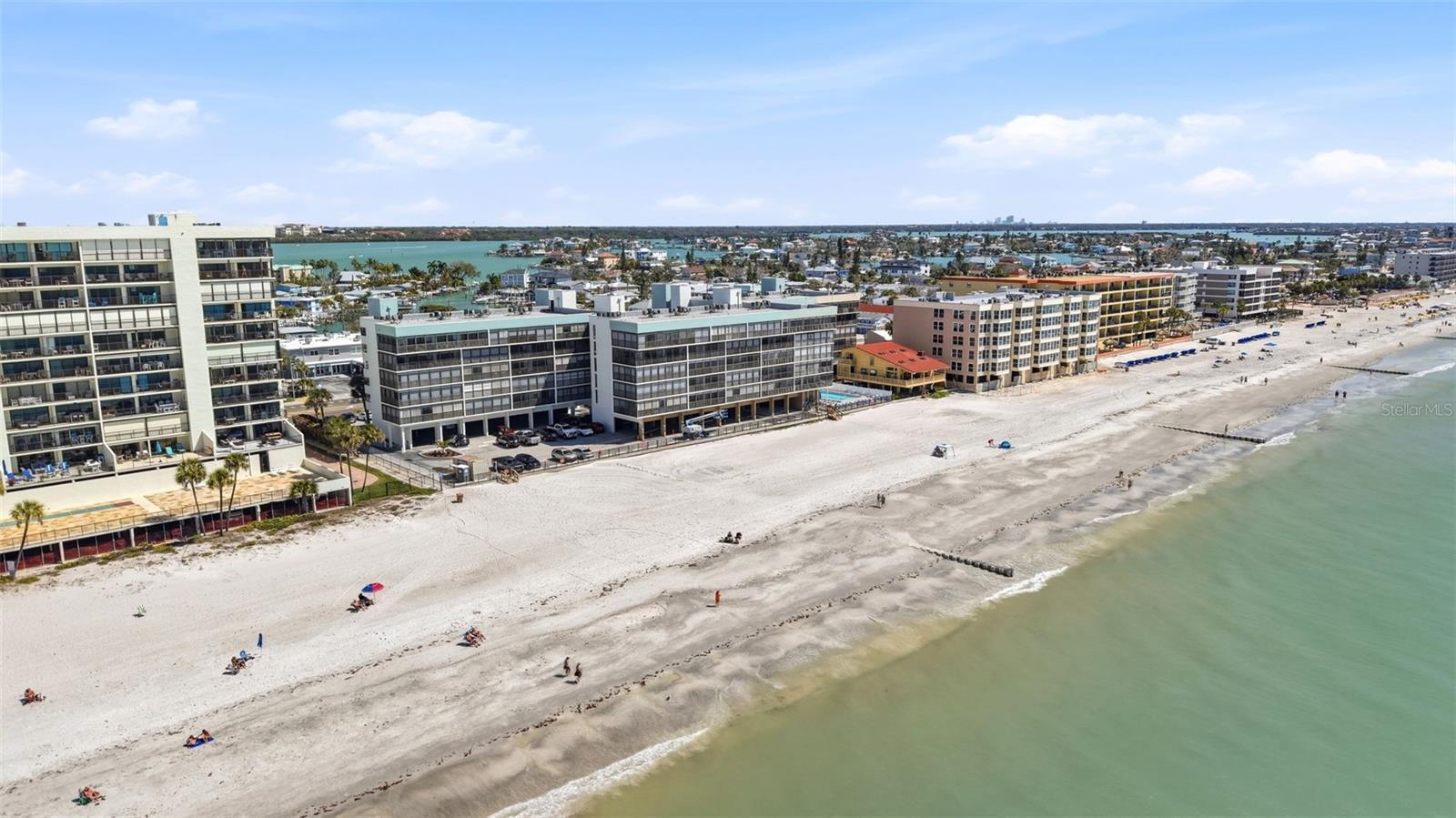 14900 GULF BLVD #304