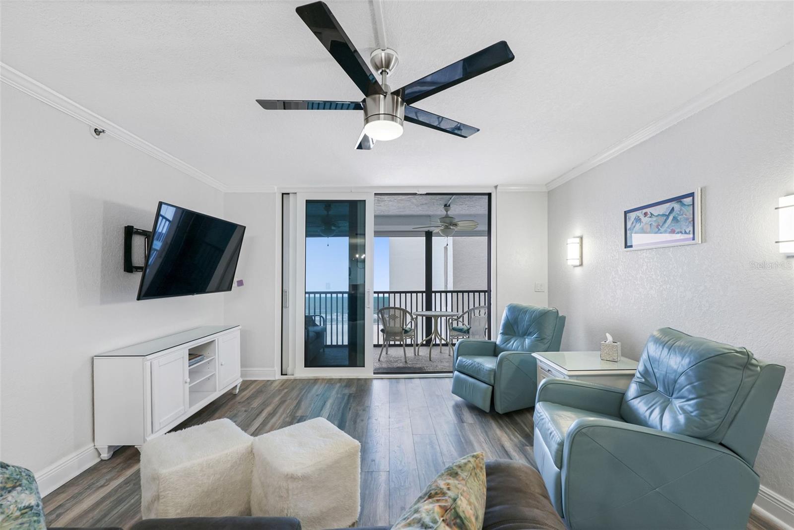 14900 GULF BLVD #304