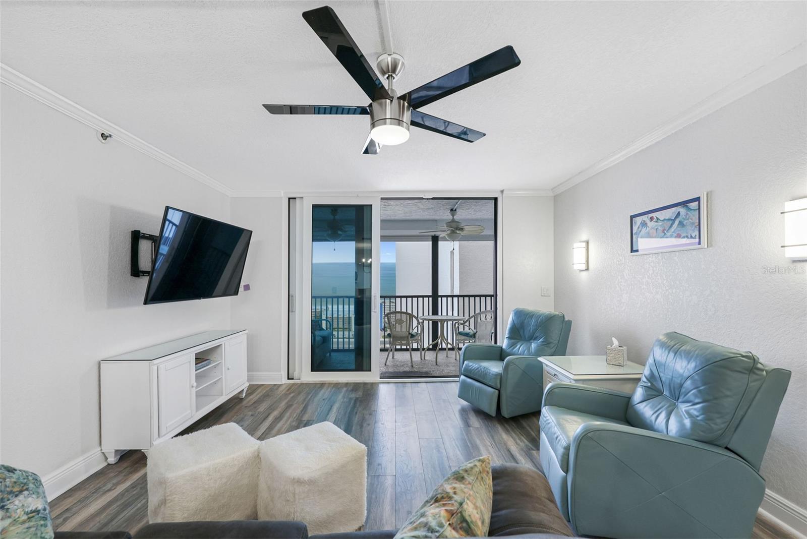 14900 GULF BLVD #304