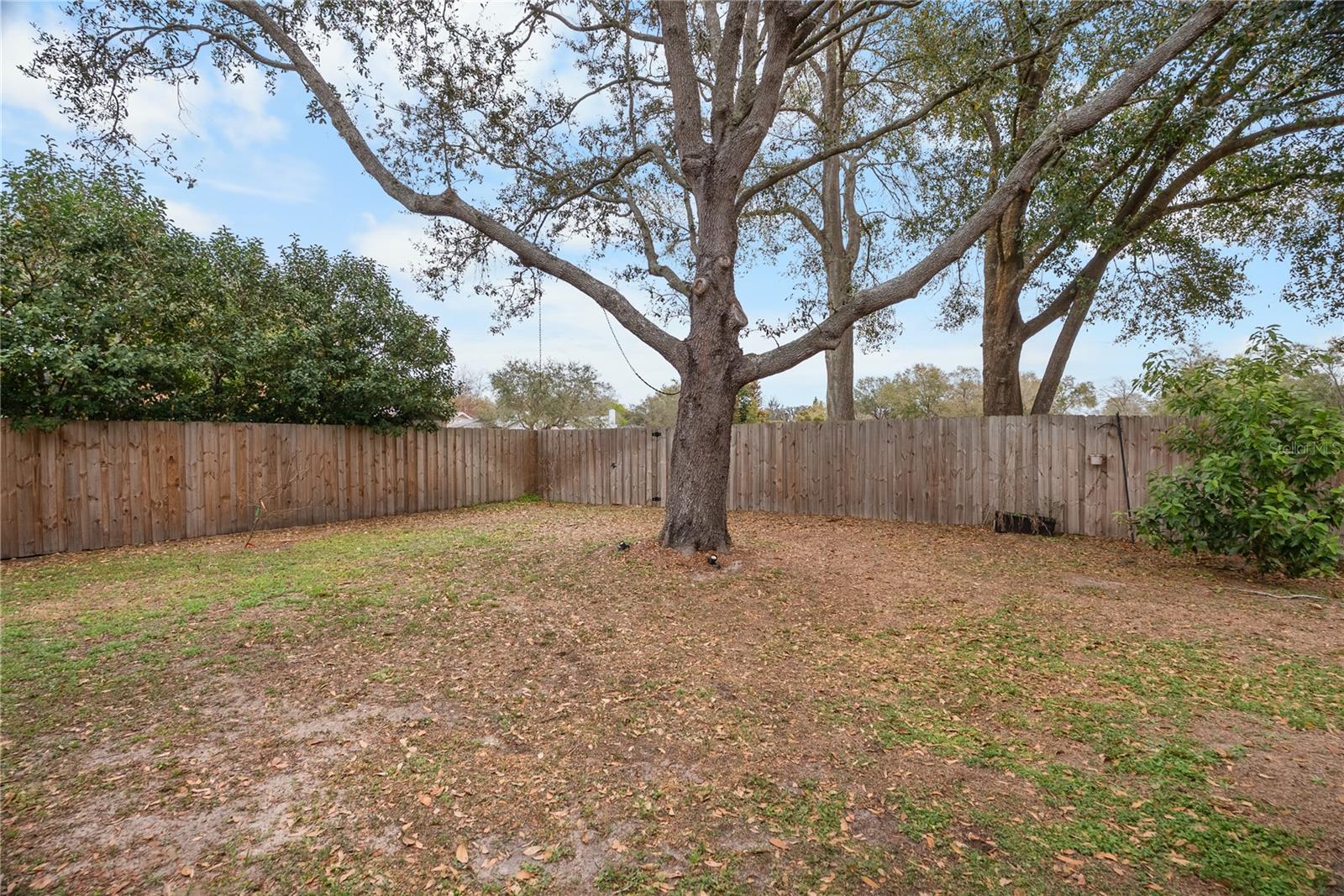 1619 PALACE CT