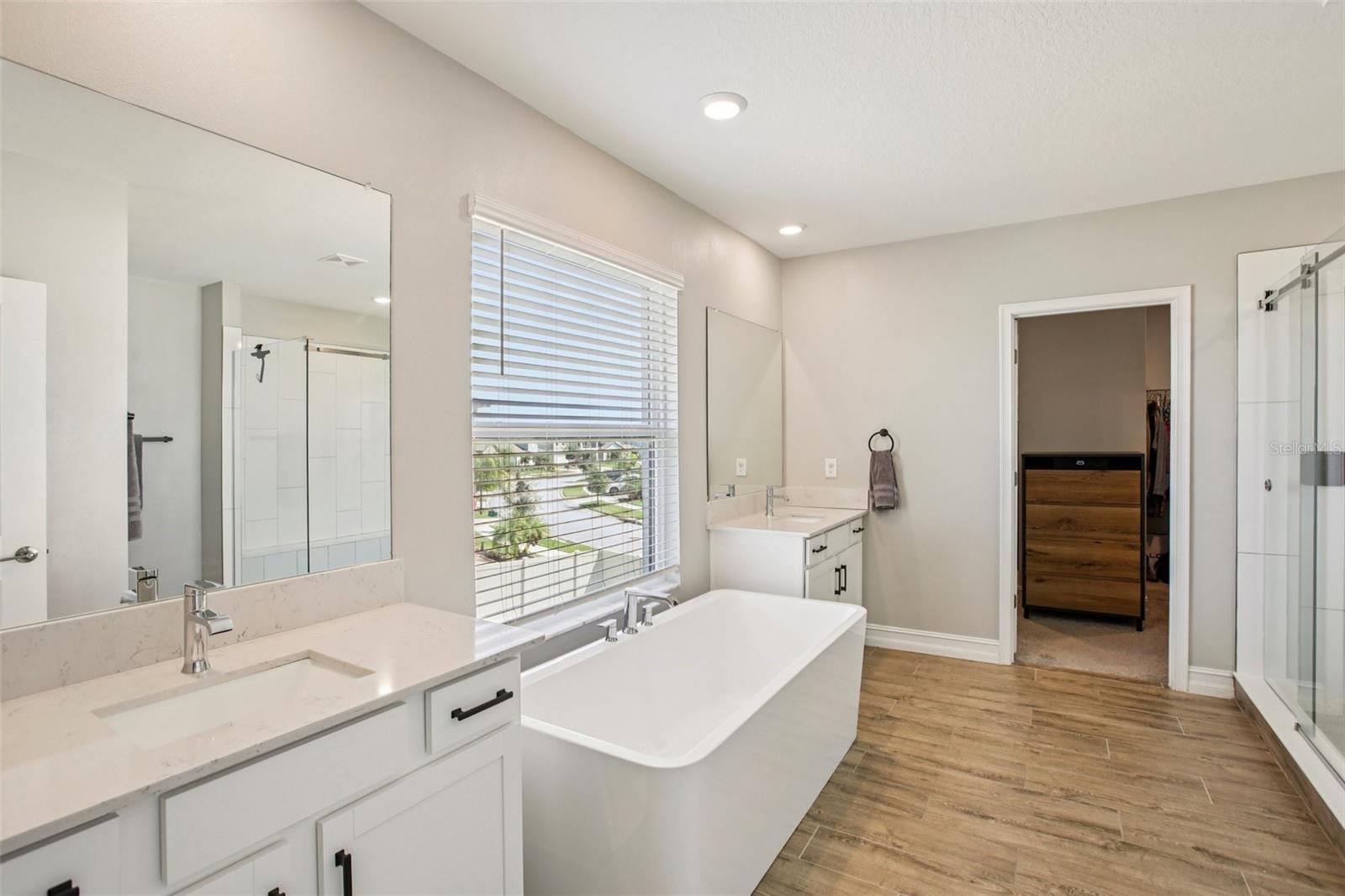 8289 OLYMPIC STONE CIR