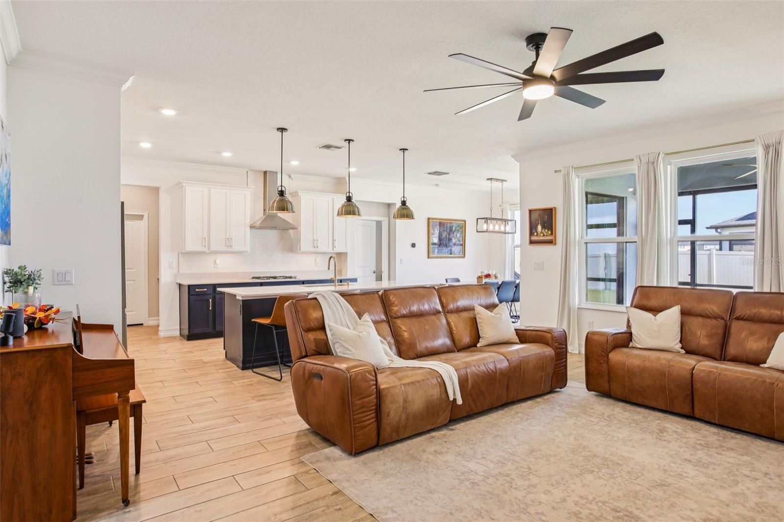 8289 OLYMPIC STONE CIR