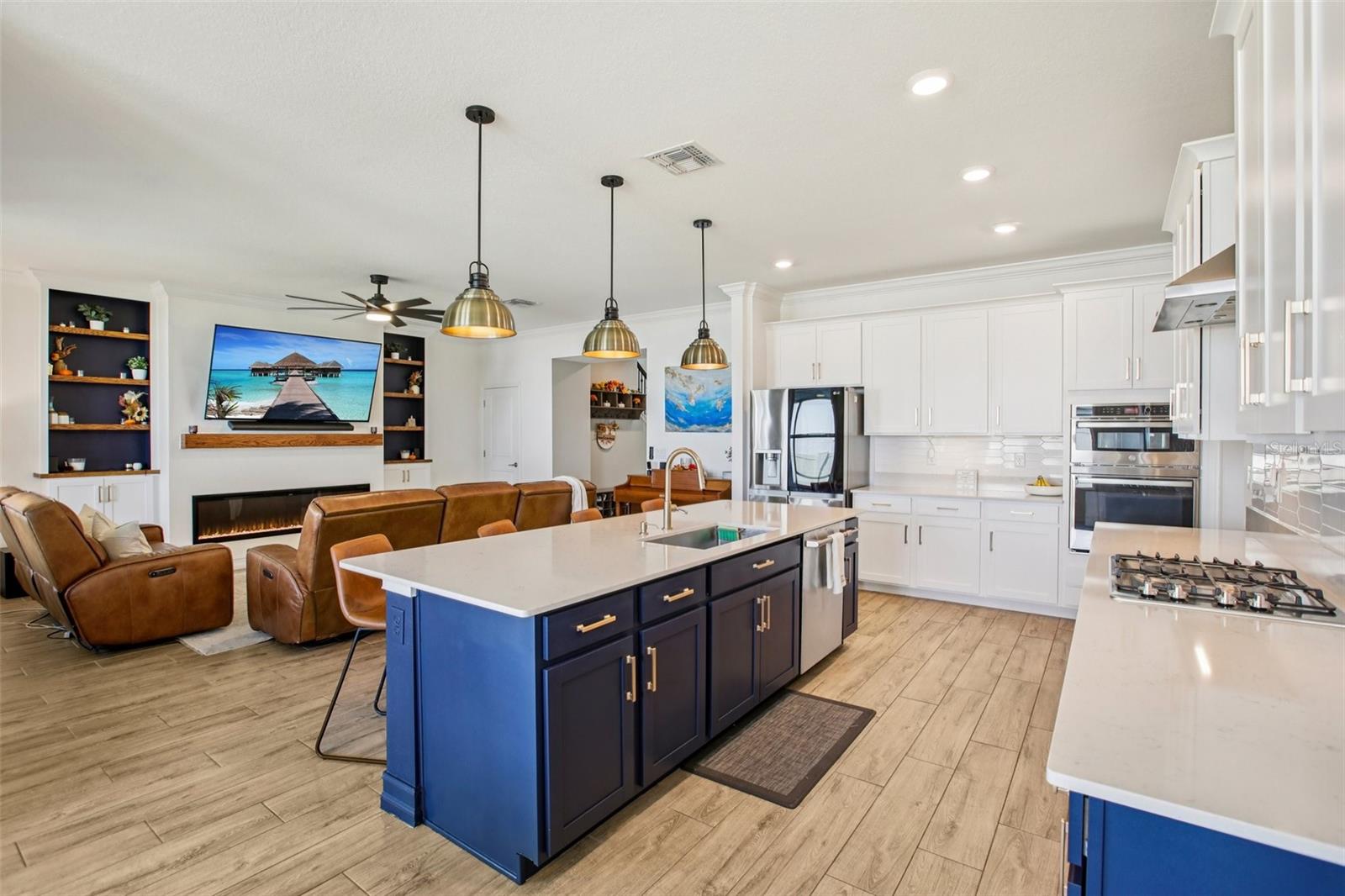 8289 OLYMPIC STONE CIR