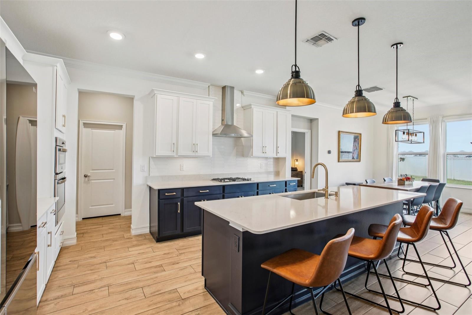 8289 OLYMPIC STONE CIR