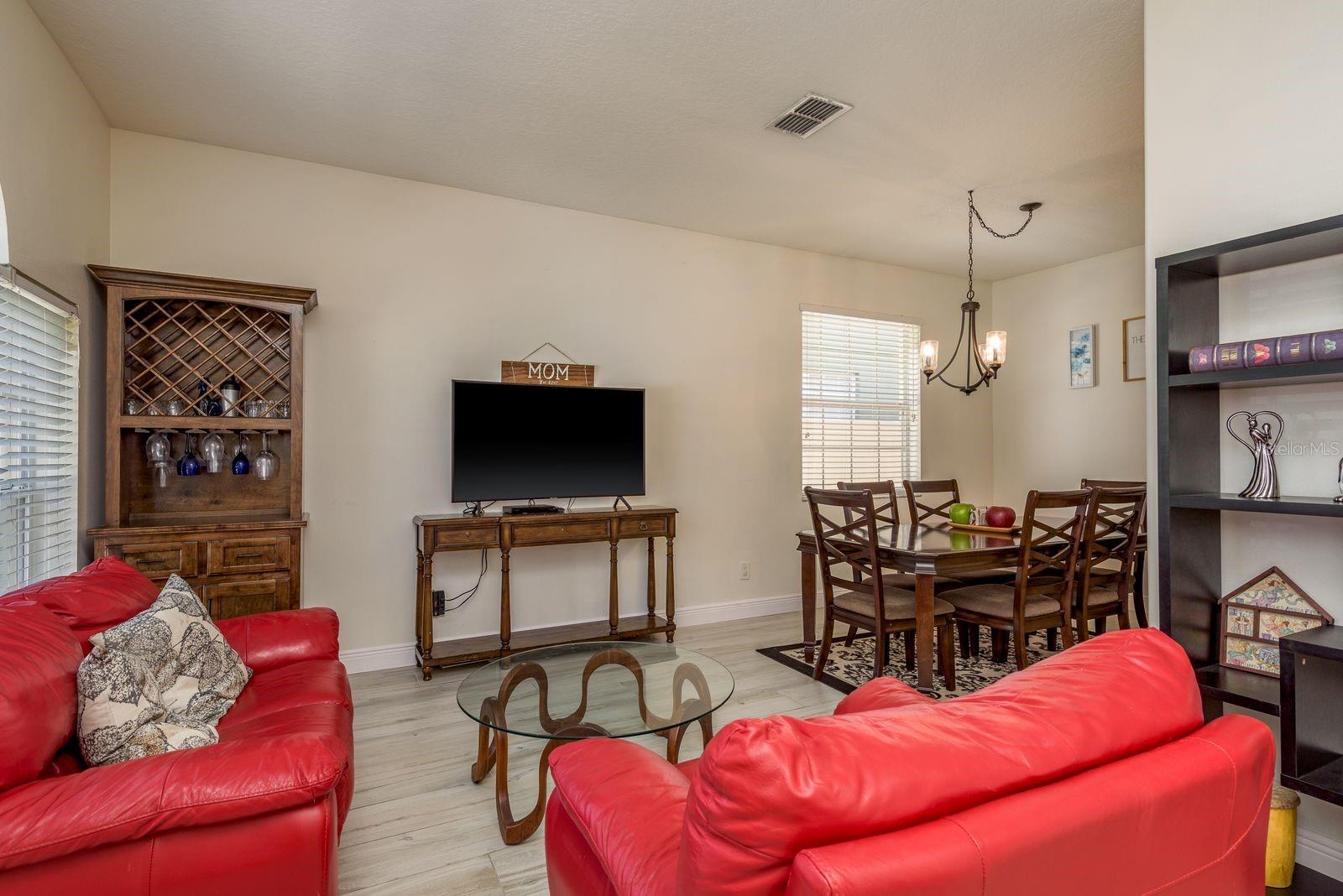 17902 CUNNINGHAM CT