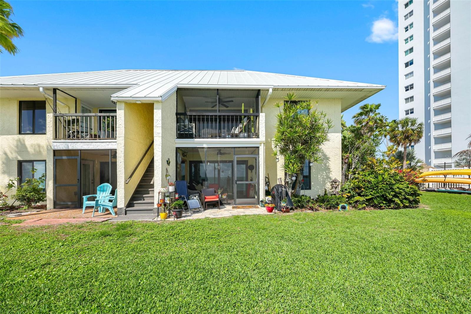 7300 SUNSHINE SKYWAY LN S #210