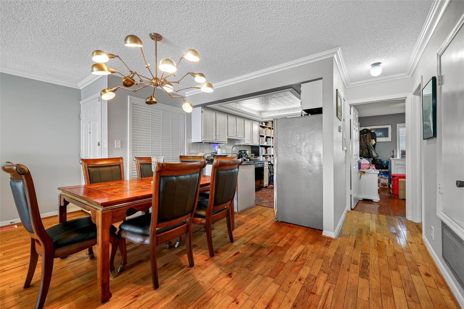 7300 SUNSHINE SKYWAY LN S #210